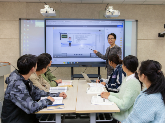 职业教育应加速融入和服务立异驱动战略在推进科技效果转化 职业教育应加速融入和服务立异驱动战略在推进科技效果转化