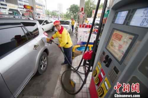 史无前例！美国原油期货暴跌至负值，负油价时代来了？